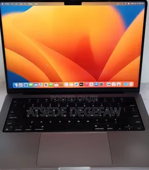 New Laptop Apple MacBook Pro M1 16GB Apple M1 Pro SSD 512GB