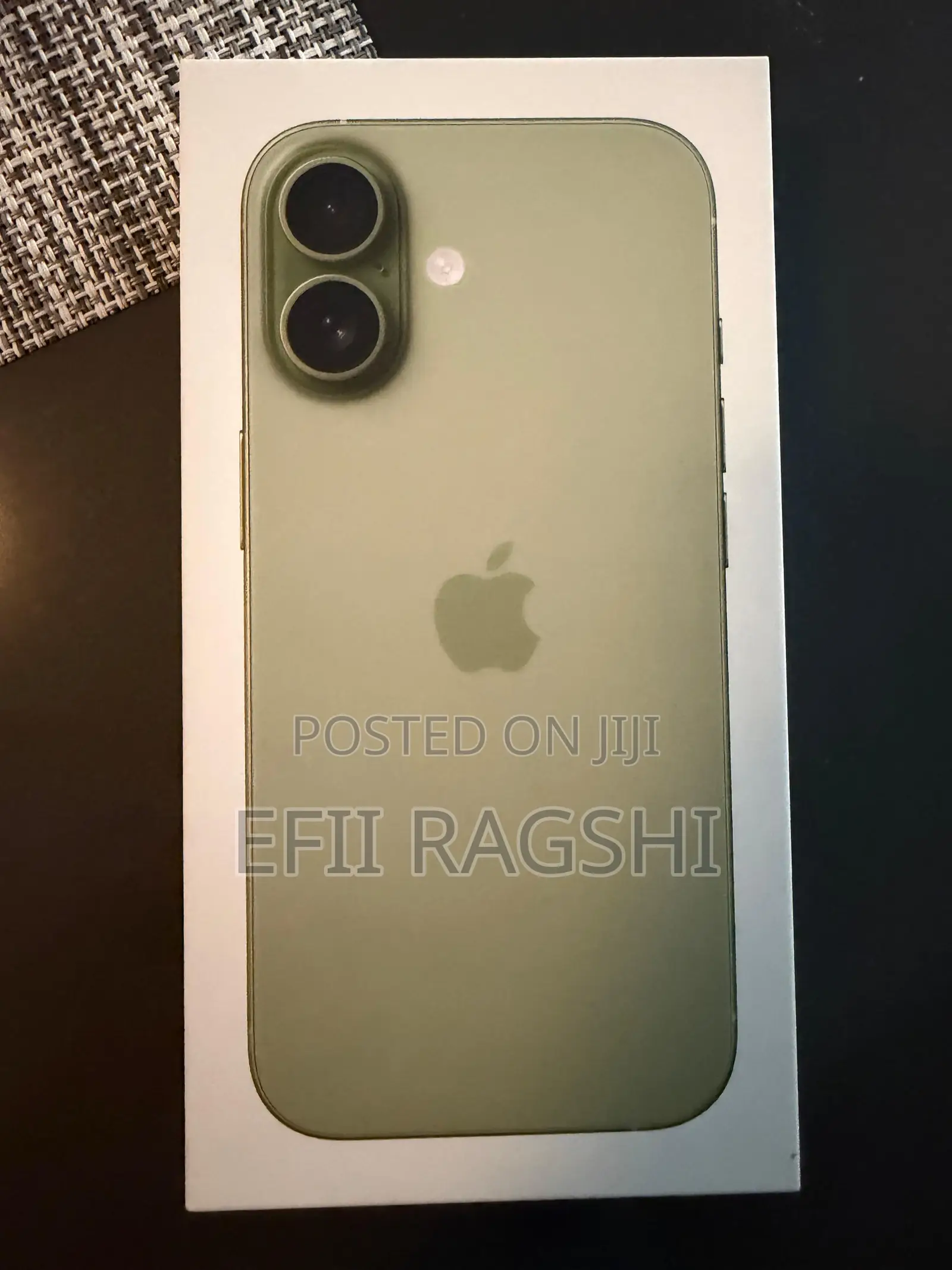 New Apple iPhone 17 256 GB Green