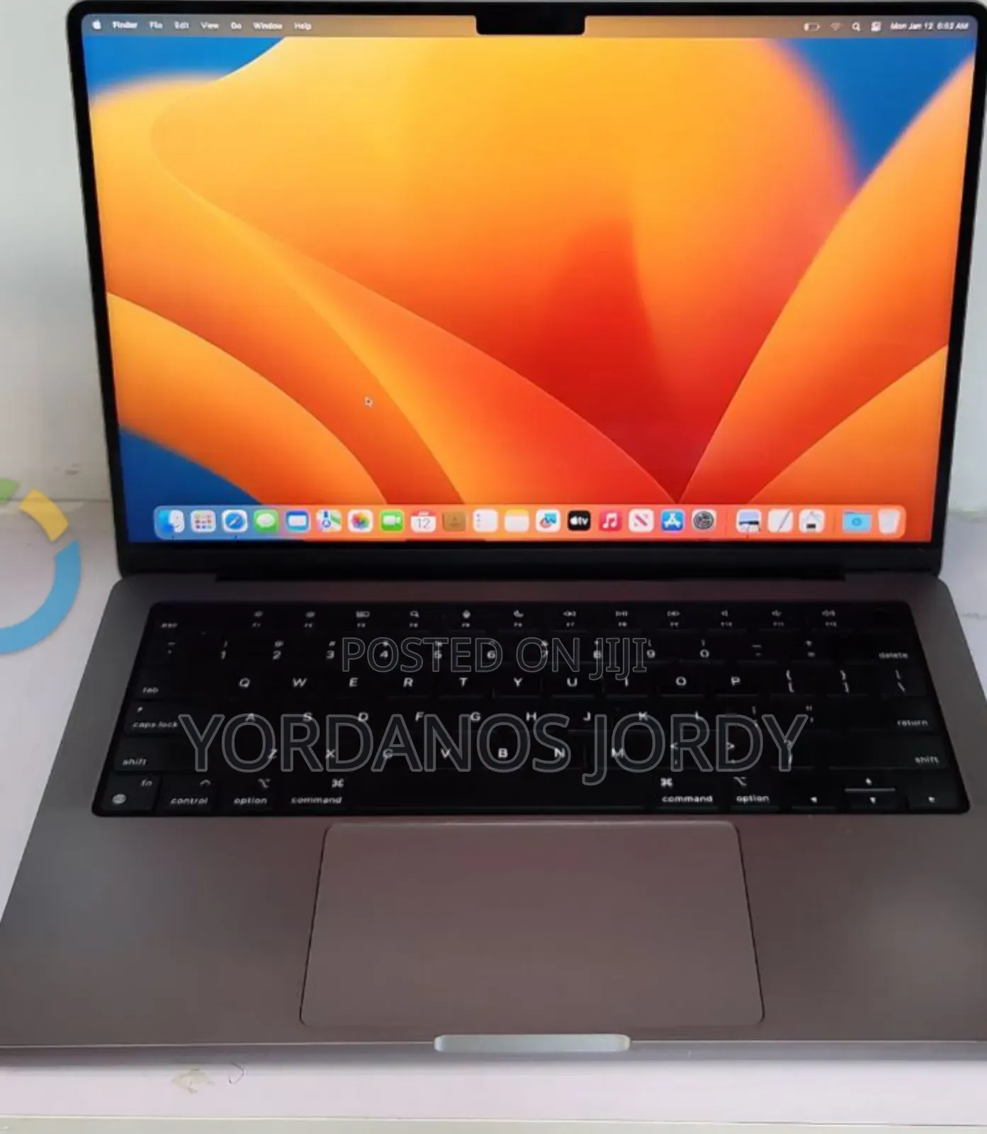 New Laptop Apple MacBook Pro M1 16GB Apple M1 Pro SSD 512GB