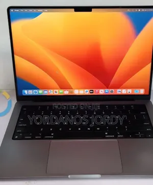 New Laptop Apple MacBook Pro M1 16GB Apple M1 Pro SSD 512GB