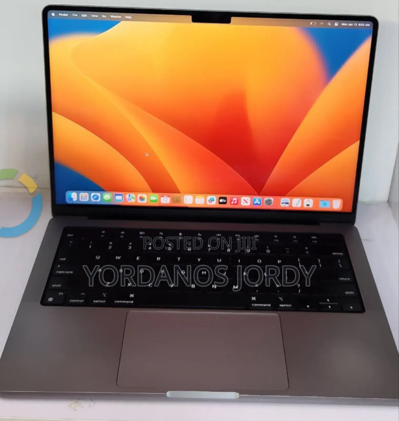 New Laptop Apple MacBook Pro M1 16GB Apple M1 Pro SSD 512GB