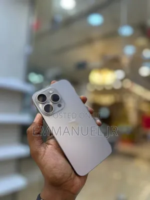 Apple iPhone 15 Pro 128 GB Silver