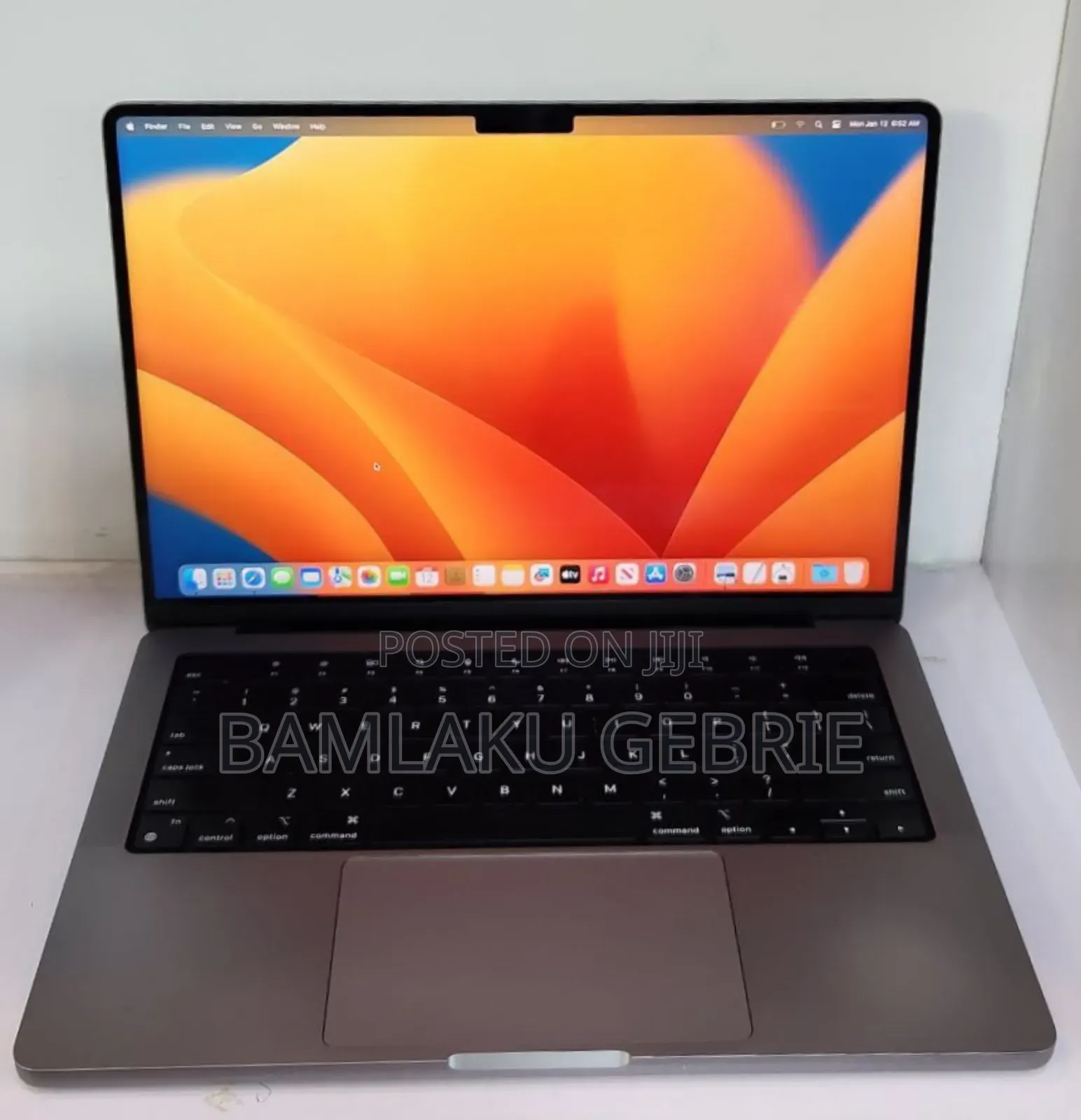 New Laptop Apple MacBook Pro M1 16GB Apple M1 Pro SSD 512GB