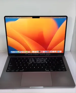 New Laptop Apple MacBook Pro M1 16GB Apple M1 Pro SSD 512GB