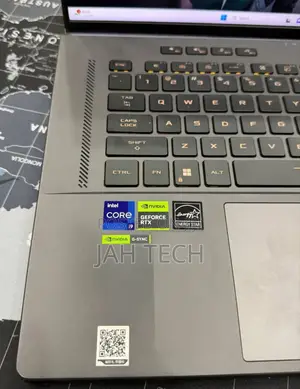 New Laptop Asus ROG Zephyrus G16 16GB Intel Core I9 SSD 1T