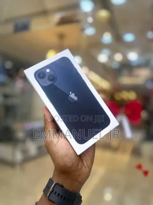 New Apple iPhone 13 128 GB Black