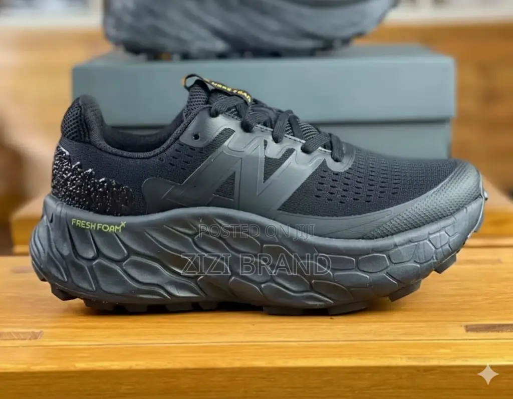 New Balance Fresh Foam Black V3 Running Hiking Shoes