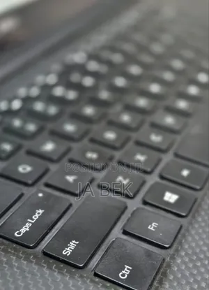 New Laptop Dell Precision 5540 16GB Intel Core I9 SSD 512GB