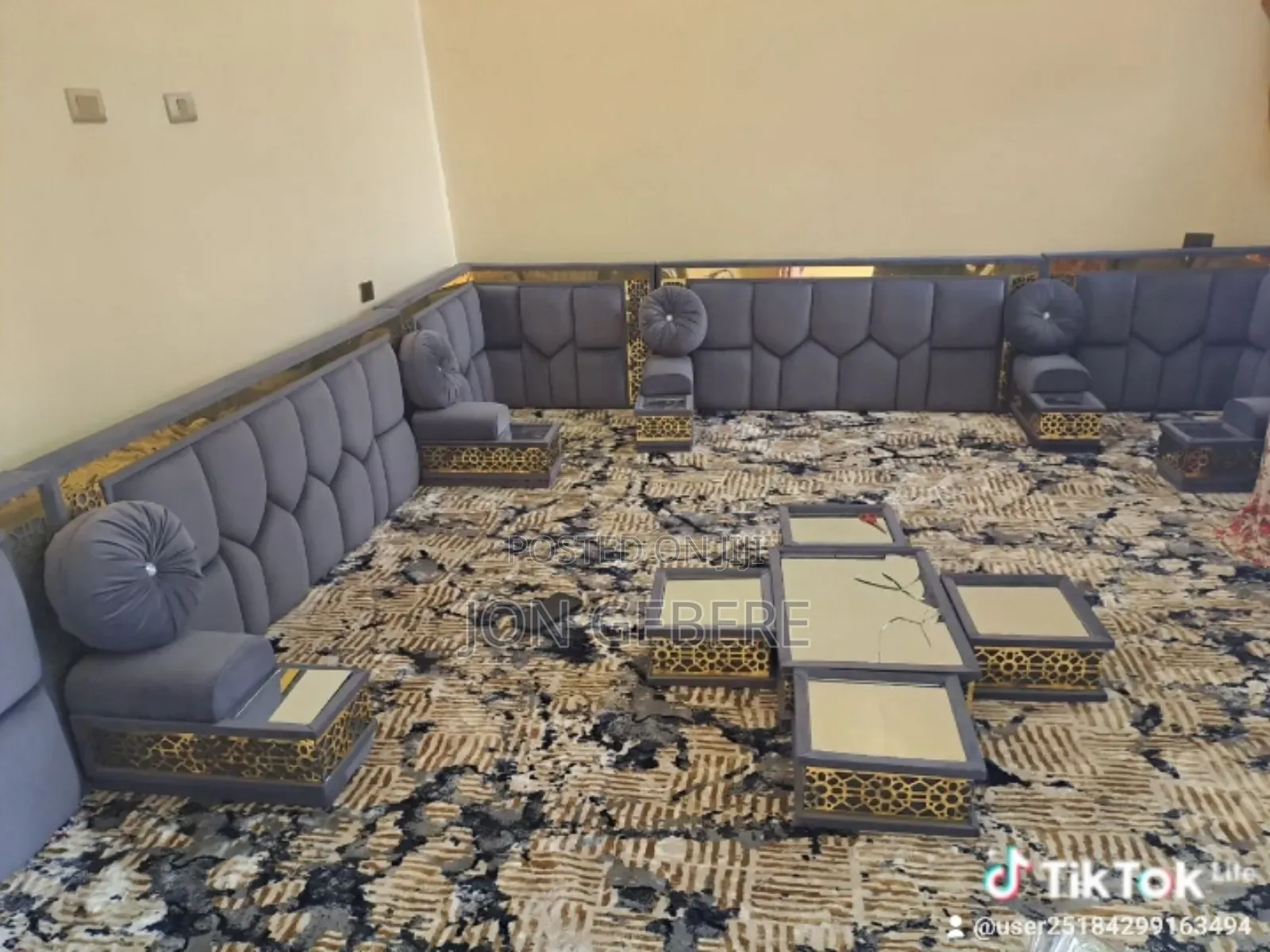 "የተለያዩ" አረቢያን መጅሊስ እና ሶፋ እንሰራለን የ ቤት ለቤት አገልግሎትም እንሰጣለን!!