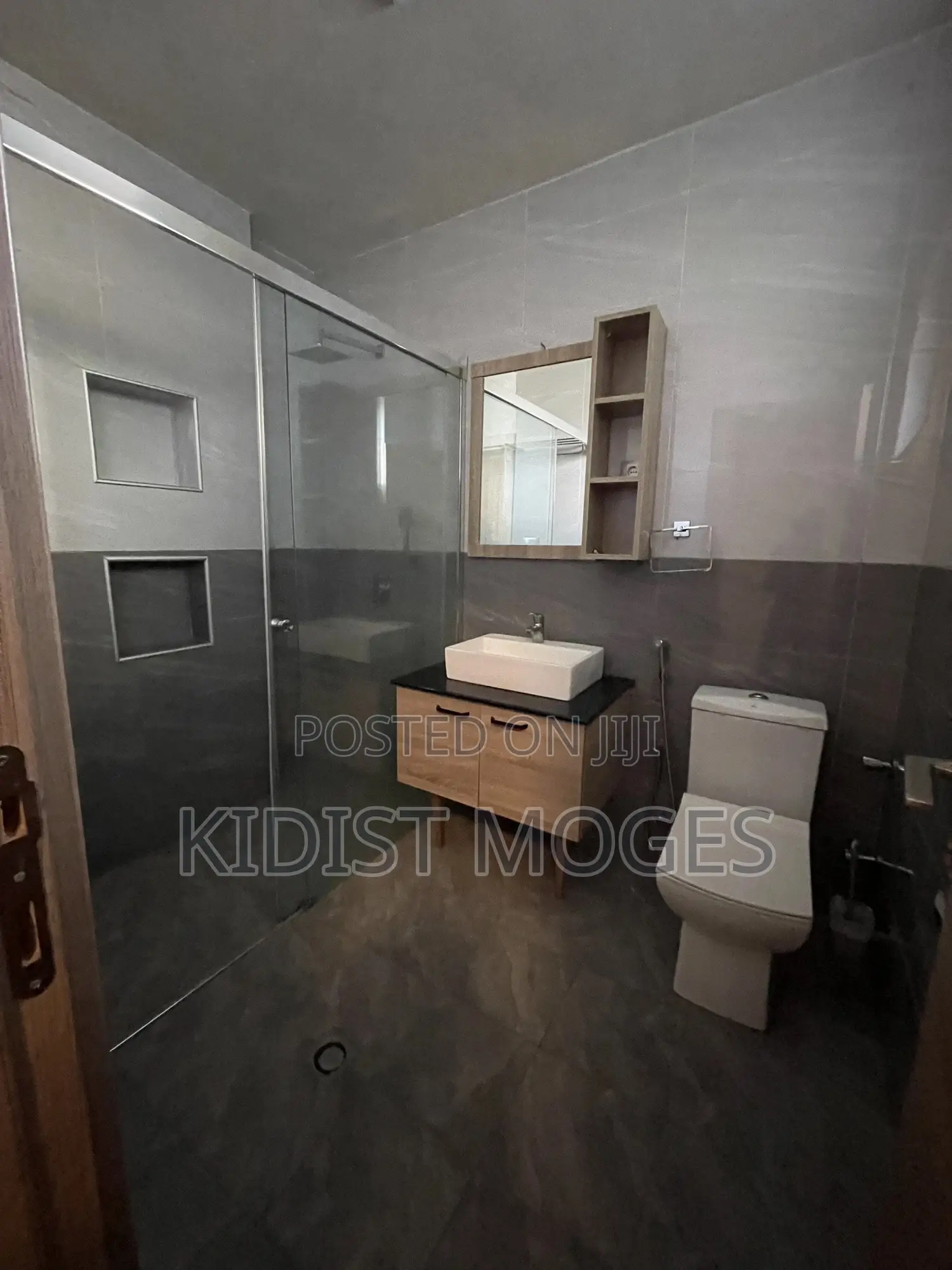 Furnished 3bdrm Apartment in Bole for rent