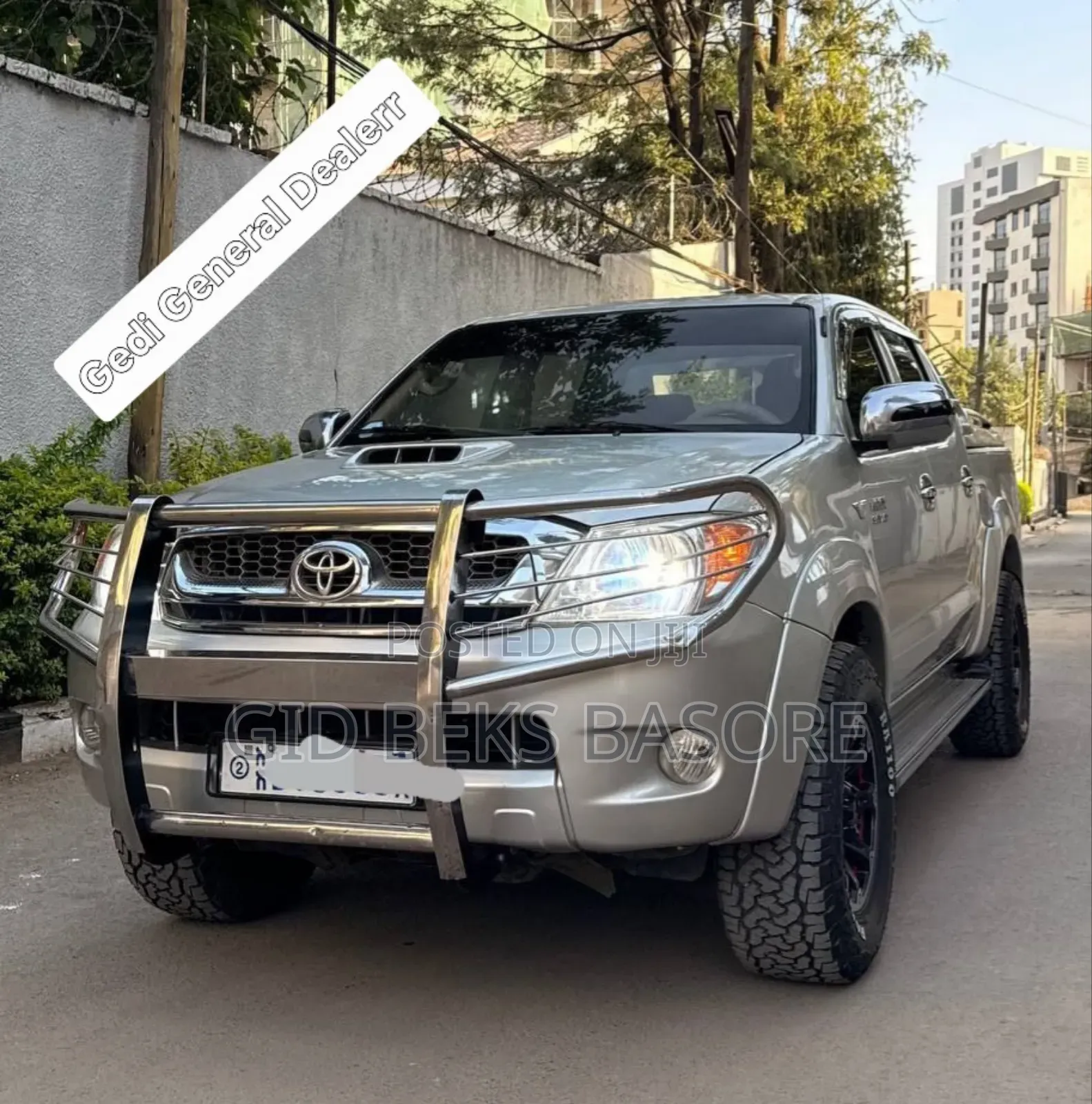 Toyota Hilux 2010 Silver
