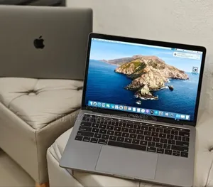 New Laptop Apple MacBook Pro 2019 16GB Intel Core I7 SSD 256GB