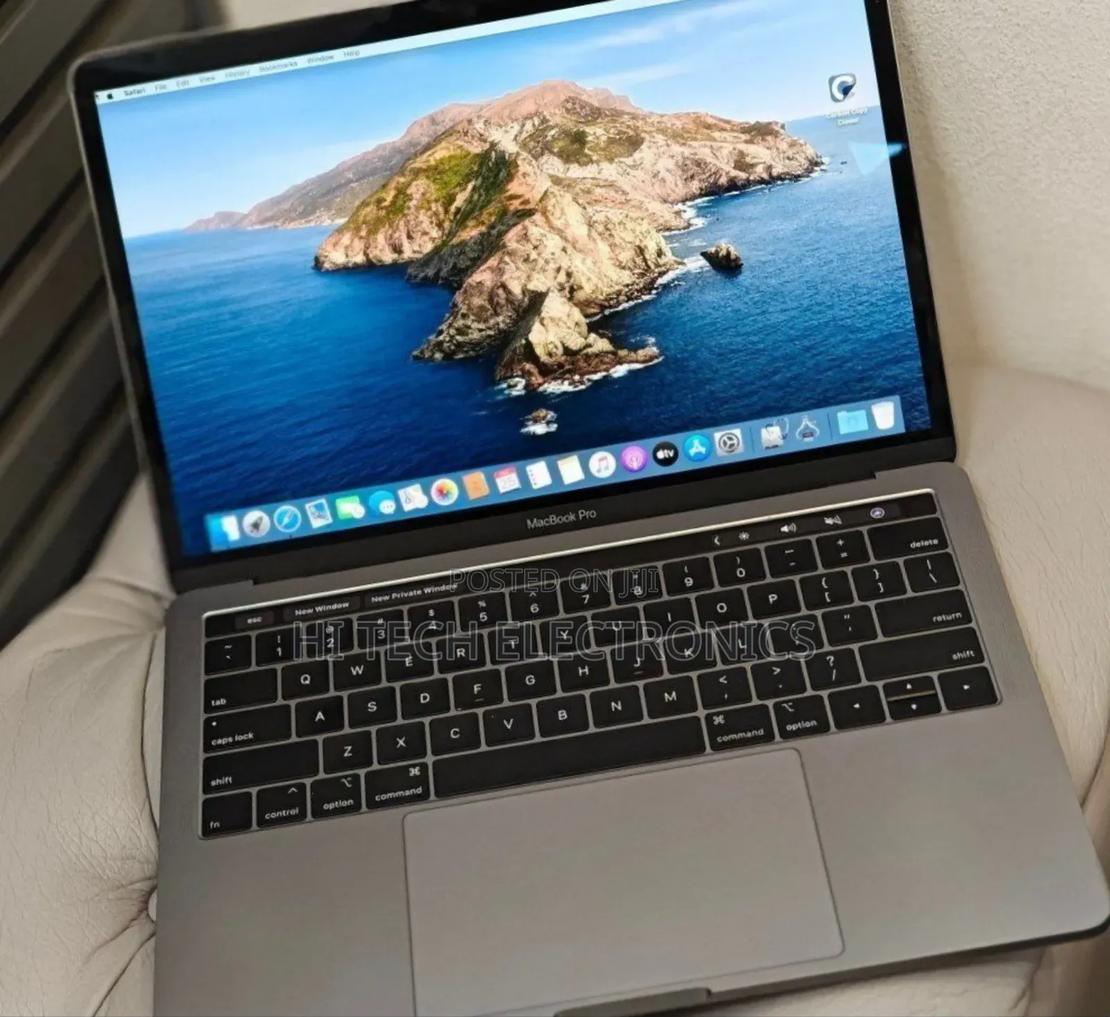 New Laptop Apple MacBook Pro 2019 16GB Intel Core I7 SSD 1T