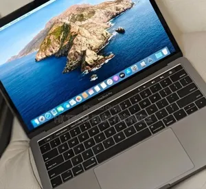 New Laptop Apple MacBook Pro 2019 16GB Intel Core I7 SSD 1T