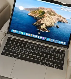 New Laptop Apple MacBook Pro 2019 16GB Intel Core I7 SSD 1T
