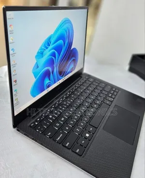 New Laptop Dell XPS 13 8GB Intel Core I5 SSD 512GB