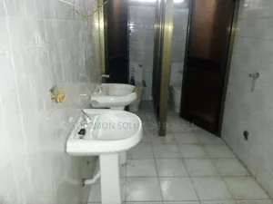 ለክራይ የቀረበ መጋዘን Rent