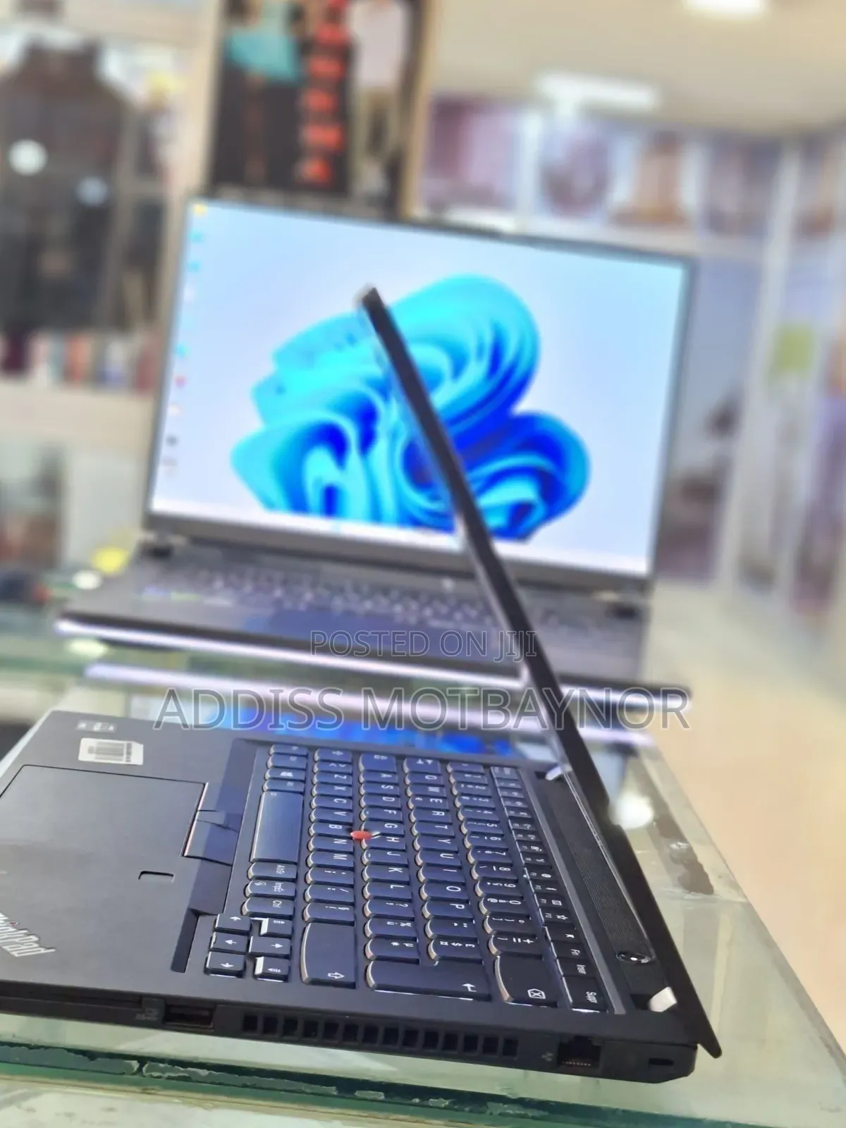 New Laptop Lenovo ThinkPad Yoga 16GB Intel Core I5 SSD 512GB