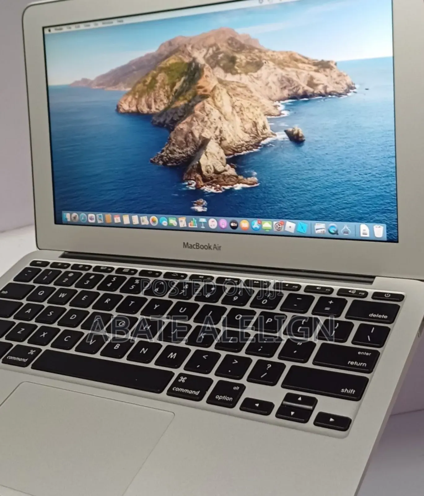 New Laptop Apple MacBook Air 2015 4GB Intel Core I5 SSD 128GB