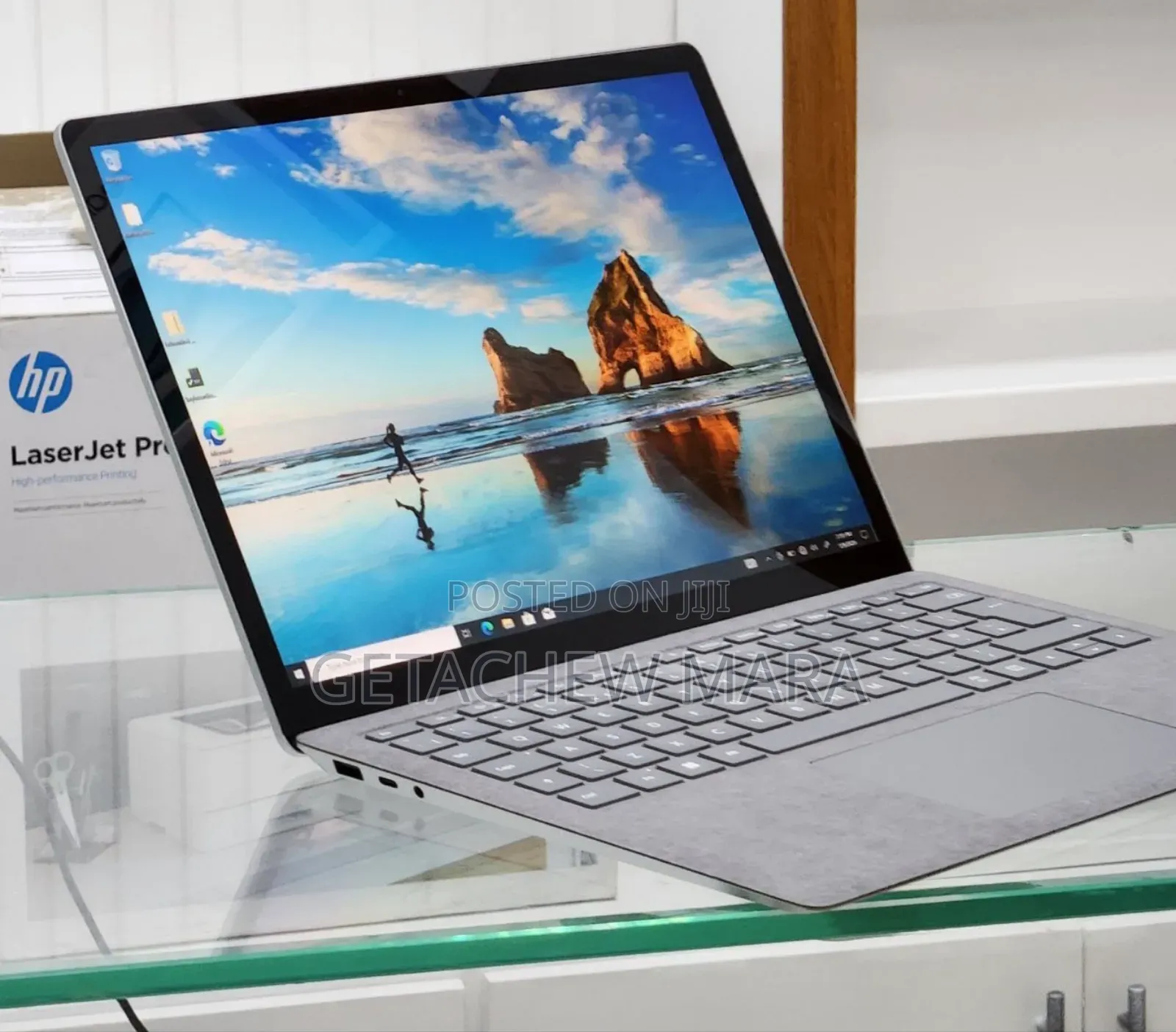 New Laptop Microsoft Surface 16GB Intel Core I7 SSD 256GB