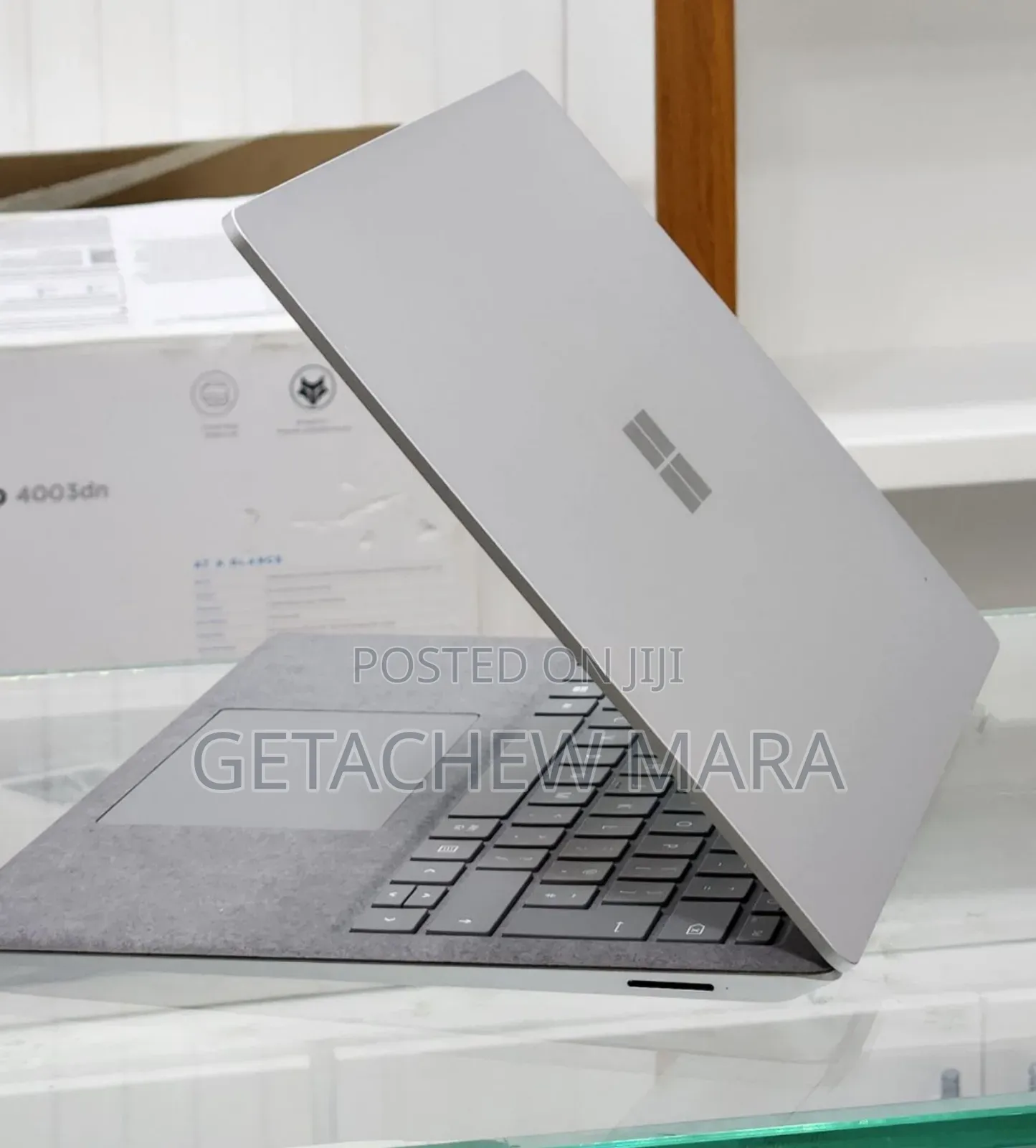 New Laptop Microsoft Surface 16GB Intel Core I7 SSD 256GB