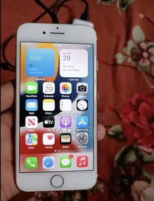 New Apple iPhone 7 128 GB White