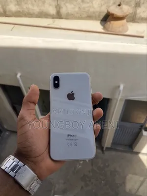 Apple iPhone X 64 GB White