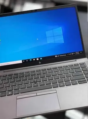 New Laptop HP ZBook Studio G4 8GB Intel Core I5 SSD 512GB