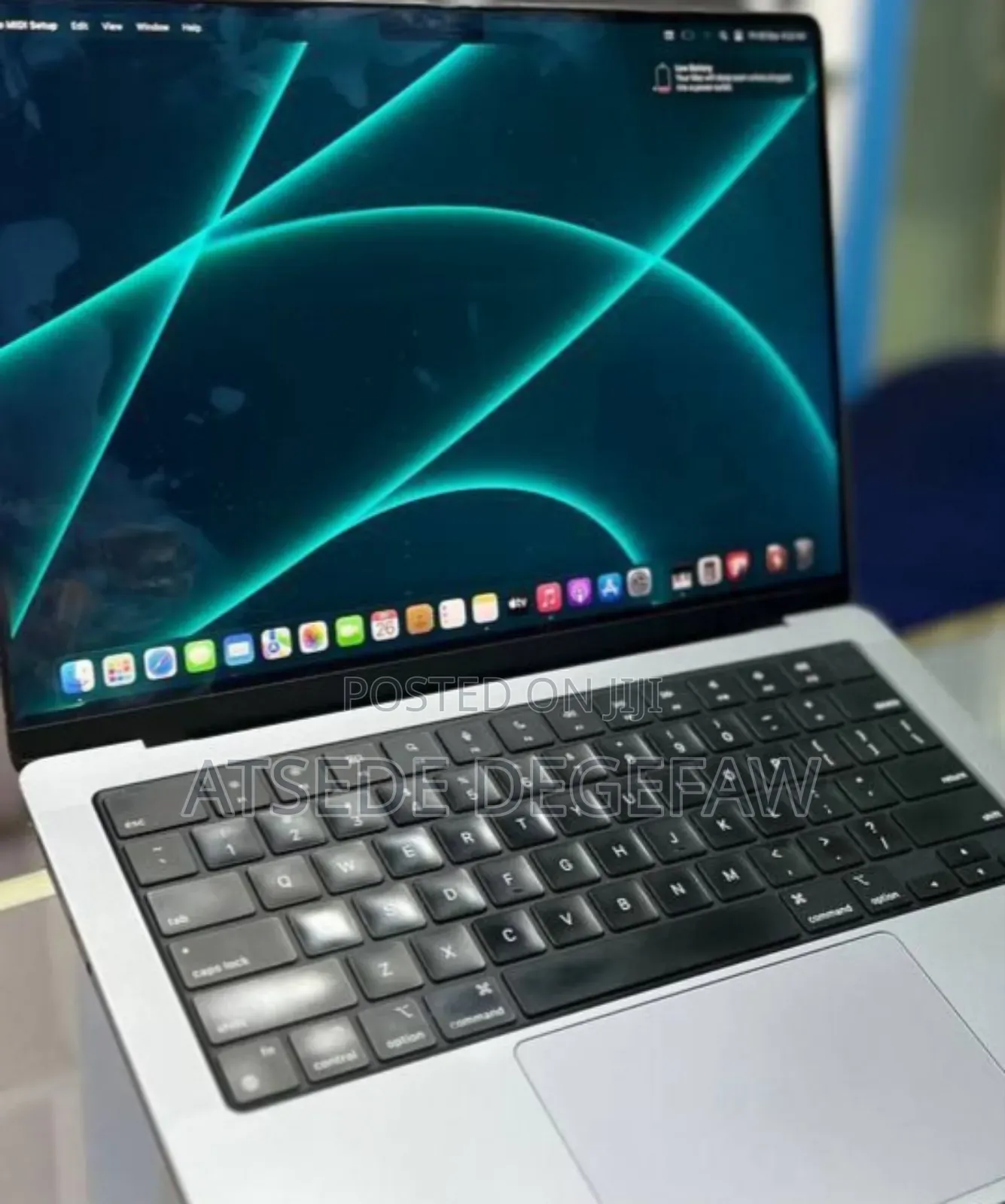 New Laptop Apple MacBook Pro M1 32GB Apple M1 Pro SSD 1T