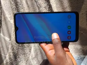 Samsung A10 32 GB Black