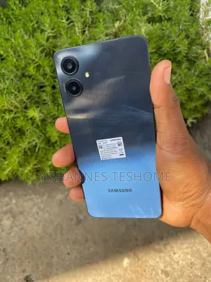 New Samsung Galaxy A06 64 GB Blue