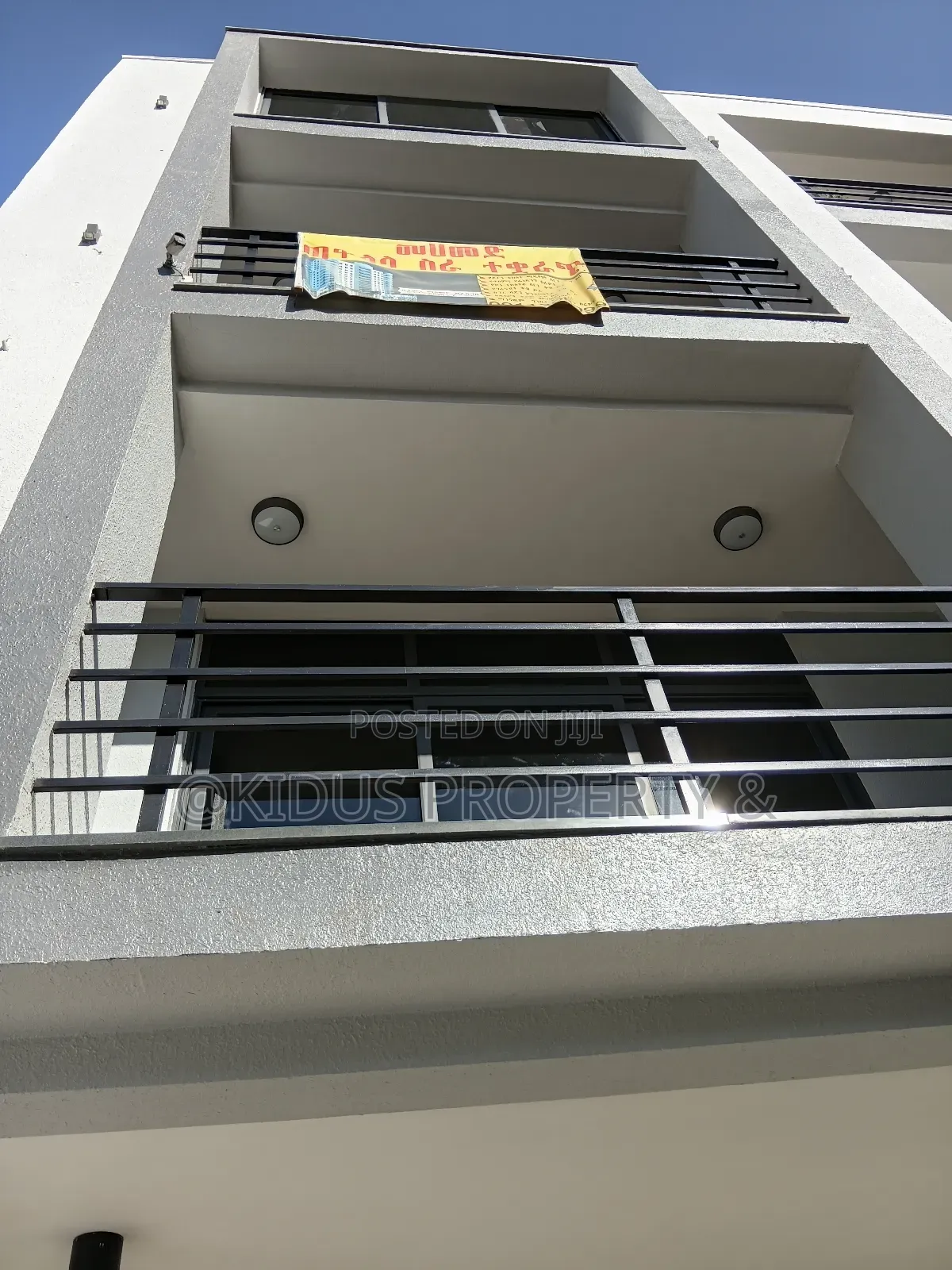 8bdrm House in Mekaele Africa, Nifas Silk-Lafto for rent