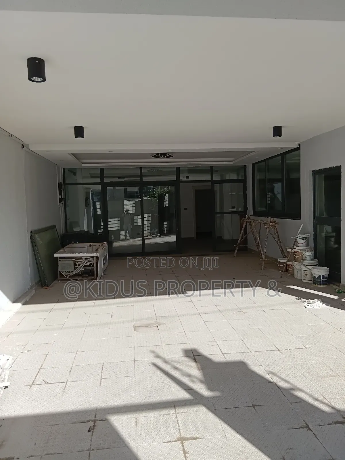 8bdrm House in Mekaele Africa, Nifas Silk-Lafto for rent