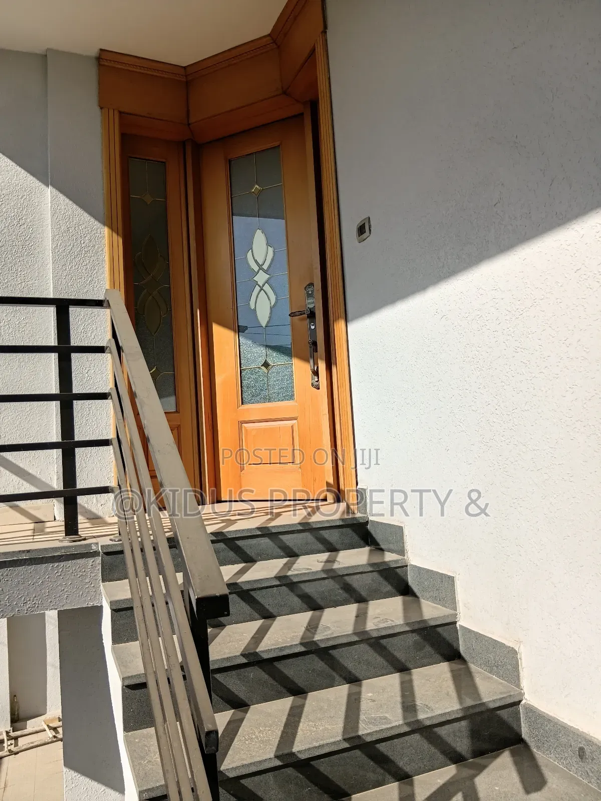 8bdrm House in Mekaele Africa, Nifas Silk-Lafto for rent