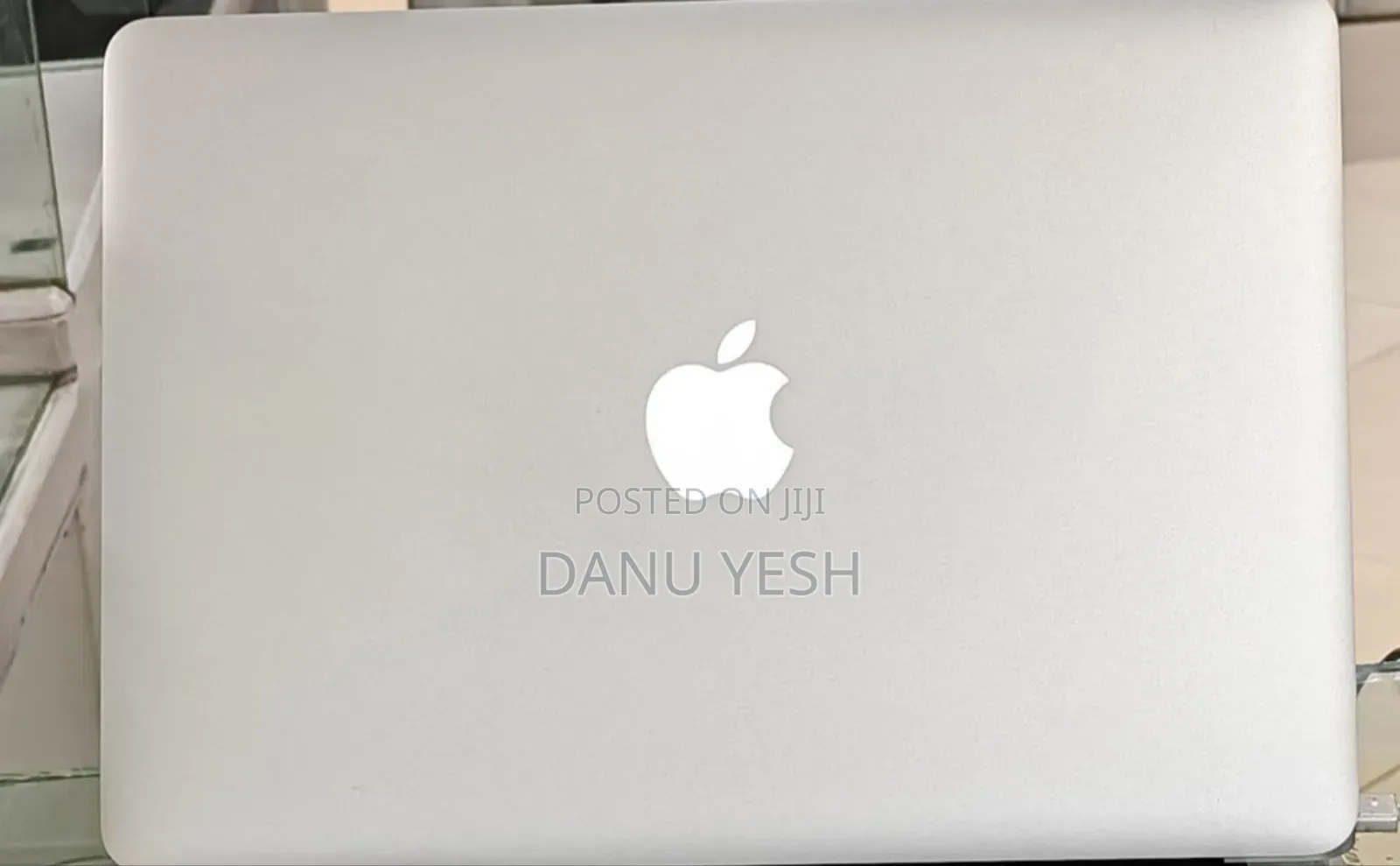 New Laptop Apple MacBook Air 2017 8GB Intel Core I7 SSD 512GB