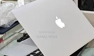 New Laptop Apple MacBook Air 2017 8GB Intel Core I7 SSD 512GB