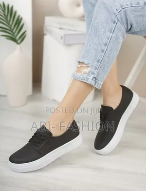 Flat Mens Casual Chekich