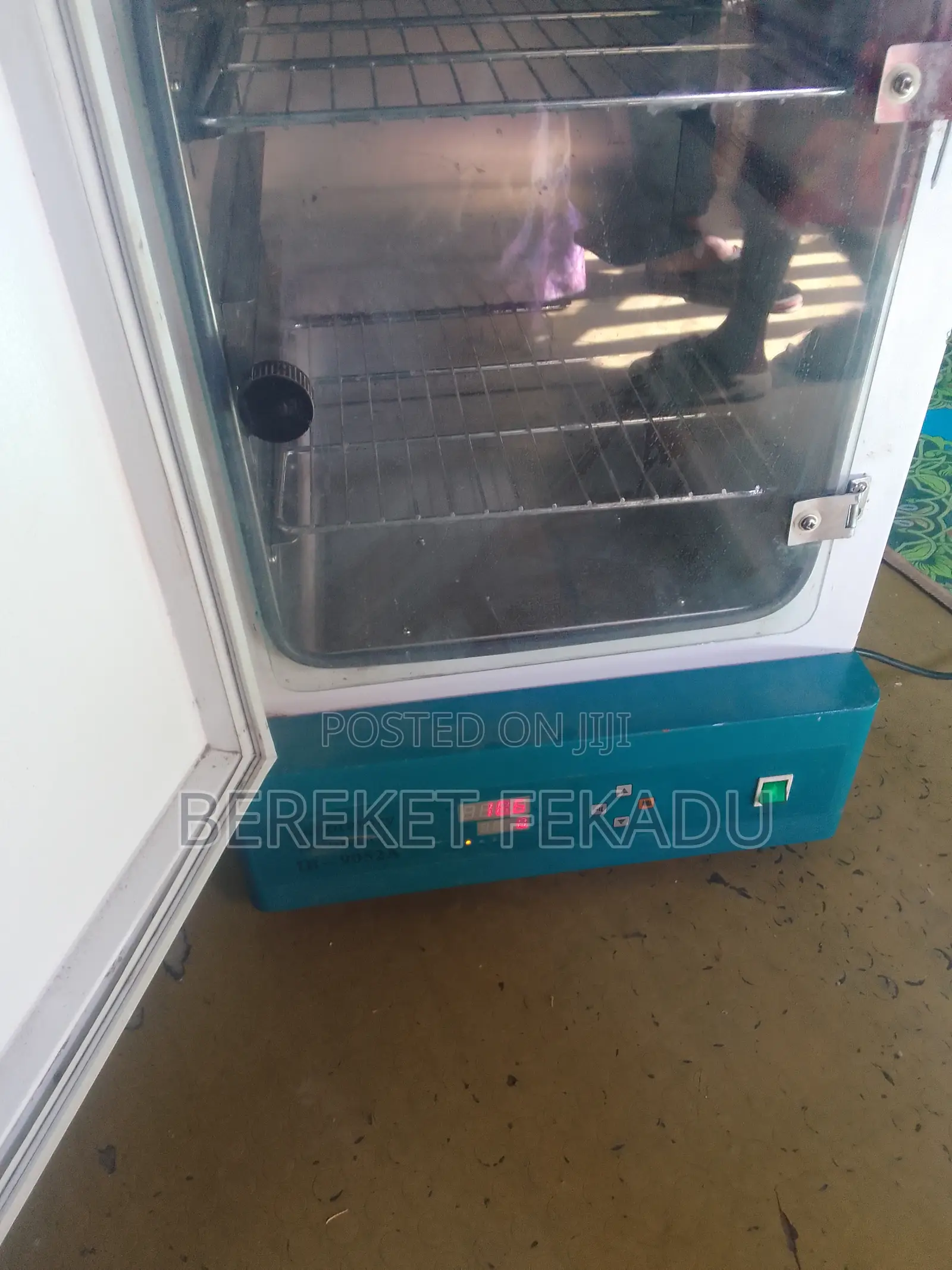 Laboratory Incubator Ib-9052a - Brand Ne