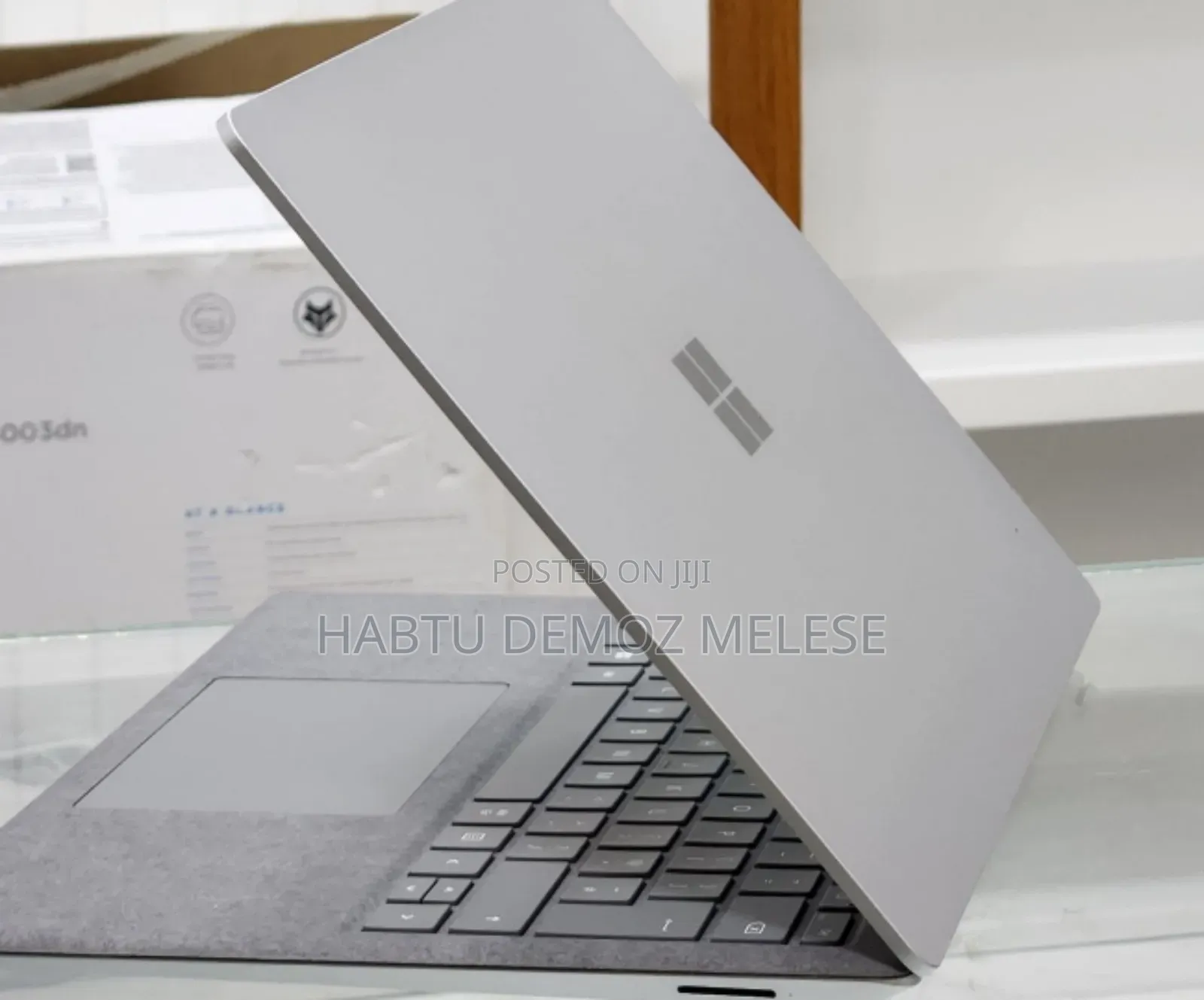 New Laptop Microsoft Surface 16GB Intel Core I7 SSD 256GB