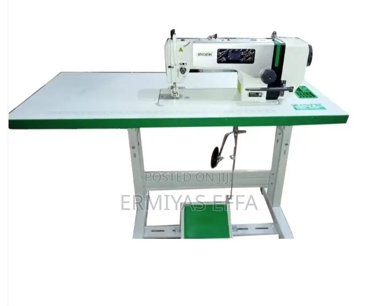 Zoje Sewing Machine Almost New