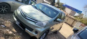 Toyota Avanza 2014 Gray