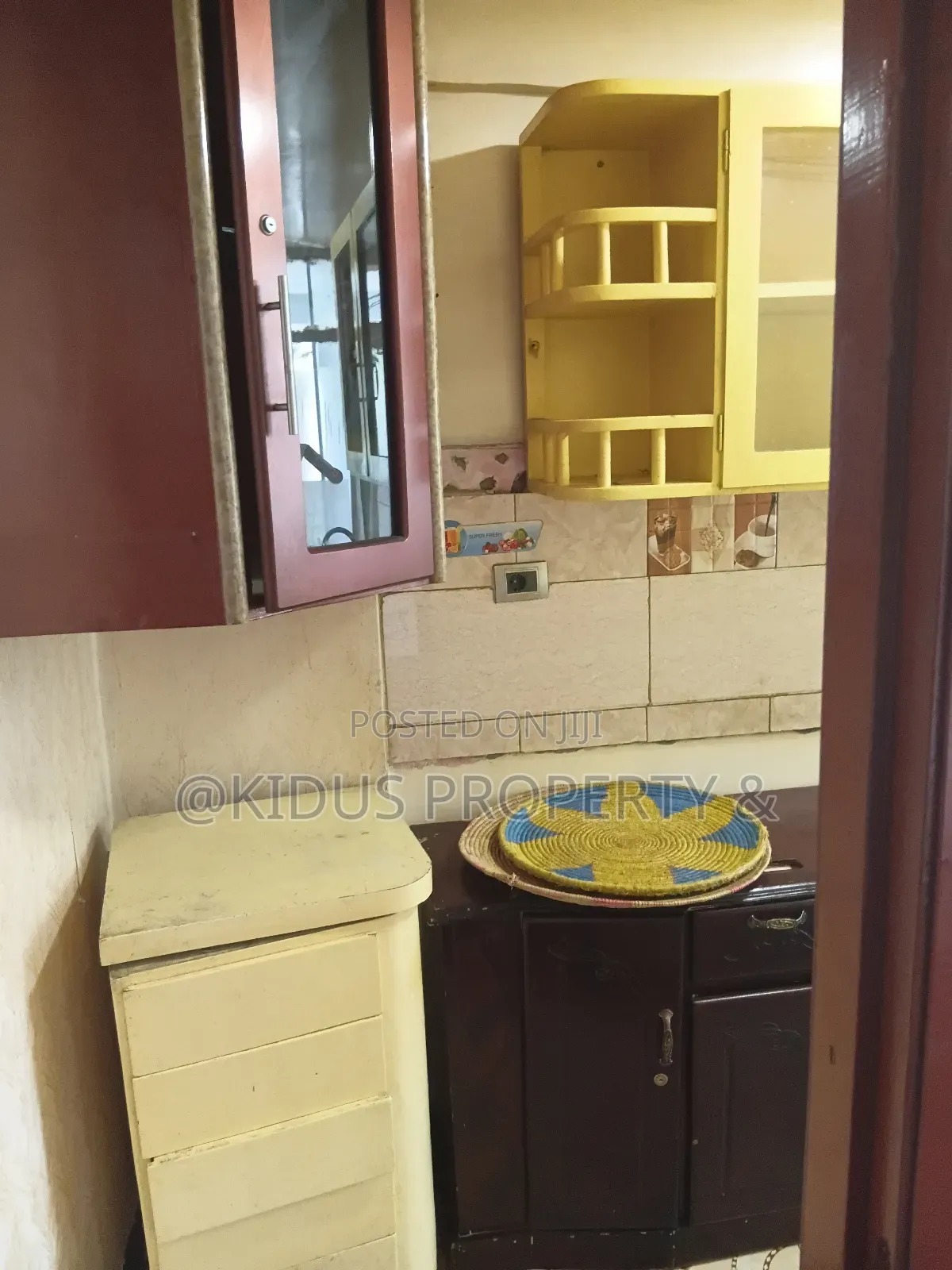 3bdrm Condo in Jemo 1, Nifas Silk-Lafto for rent