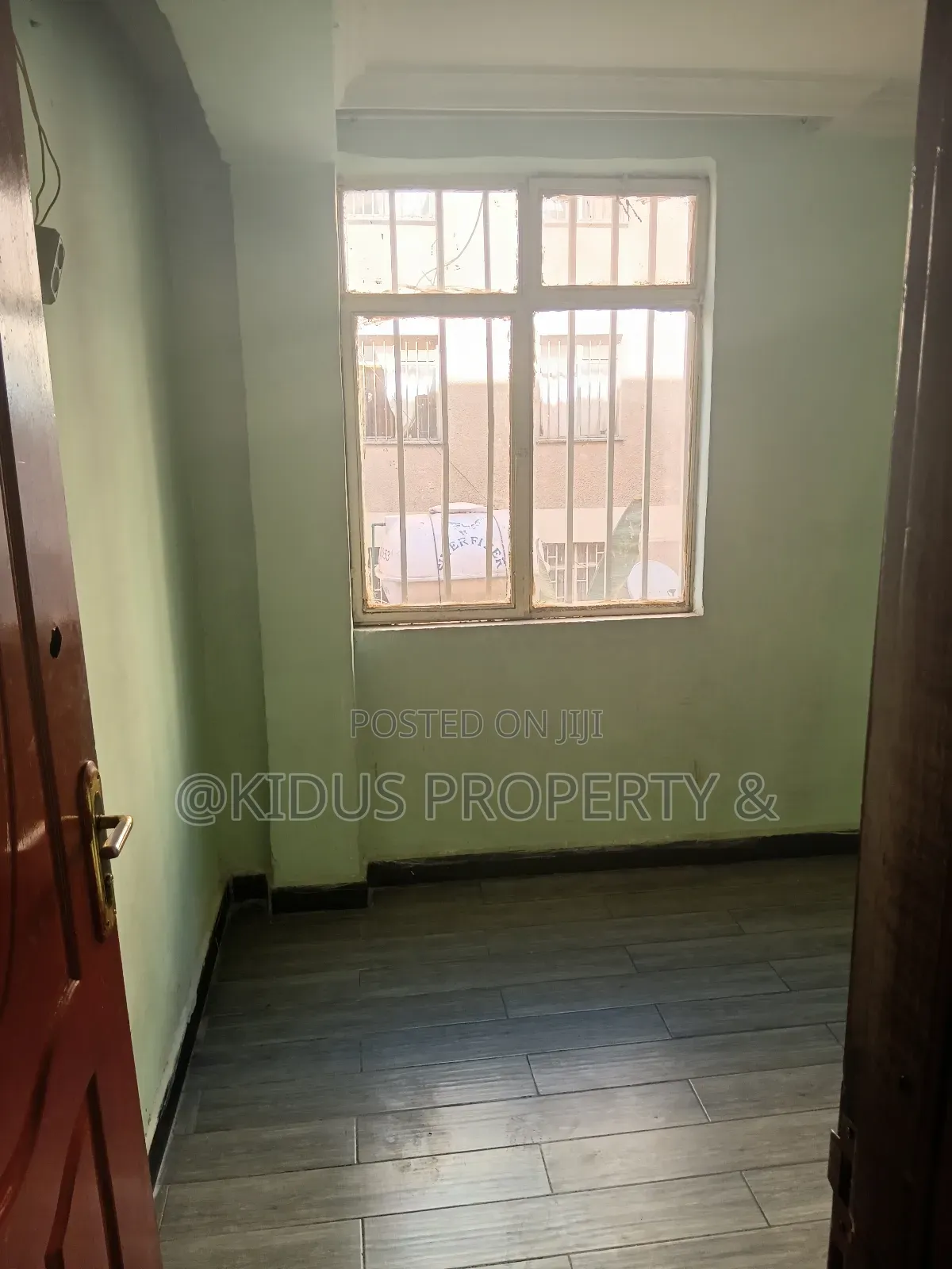 3bdrm Condo in Jemo 1, Nifas Silk-Lafto for rent