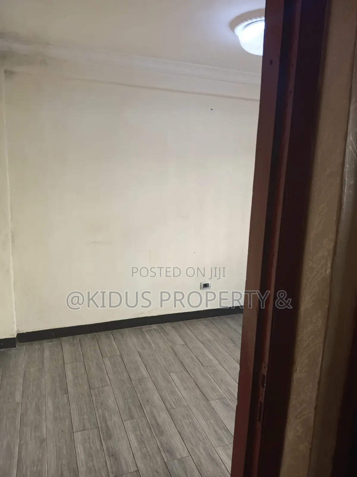 3bdrm Condo in Jemo 1, Nifas Silk-Lafto for rent