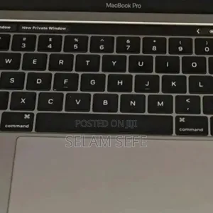 New Laptop Apple MacBook Pro 2019 16GB Intel Core i7 SSD 1T