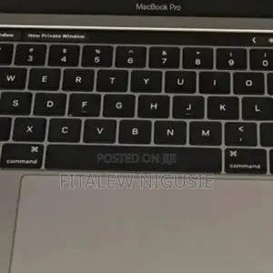 New Laptop Apple MacBook Pro 2019 16GB Intel Core i7 SSD 1T