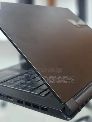 New Laptop MSI Stealth 14 Studio A13VF 16GB Intel Core I7 SSD 512GB