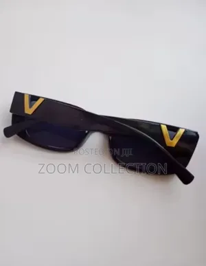 Retro Rectangle Black Sunglass