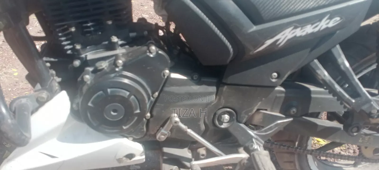 TVS Apache 180 RTR 2020 White