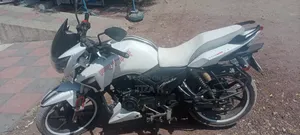 TVS Apache 180 RTR 2020 White
